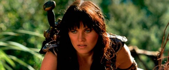 Lucy Lawless - 6