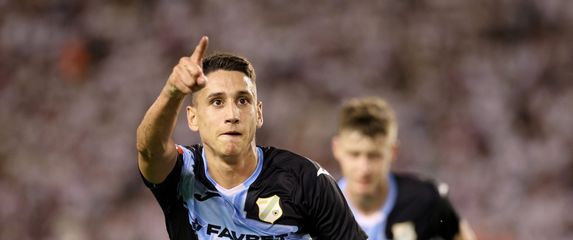 Luka Menalo