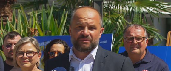 Siniša Hajdaš Dončić, predsjednik SDP-a