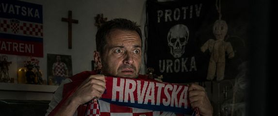 Hrvatski navijač u strahu od crne magije