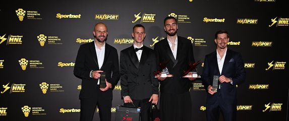 Igrači Dinama na dodjeli HNL nagrada