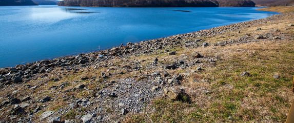 Jezero Borovik