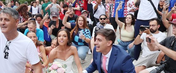 Mladenci iz Philadelphije