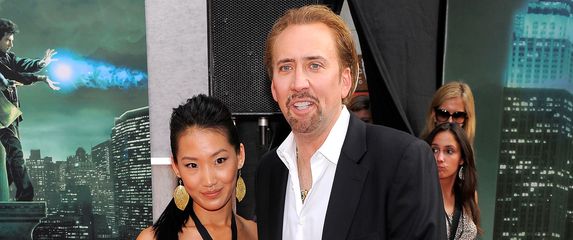 Nicolas Cage i Alice Kim (Foto: AFP)