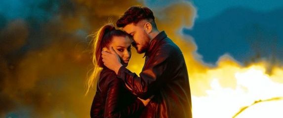 Jelena Perić i Toma