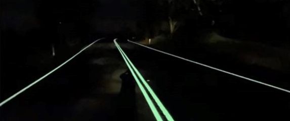 Svjetleće trake na cesti