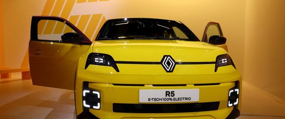 Renault 5 E-Tech electric