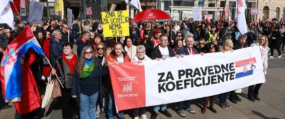 Prosvjed prosvjetara u Zagrebu - 5