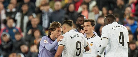 Luka Modrić na utakmici protiv Valencije