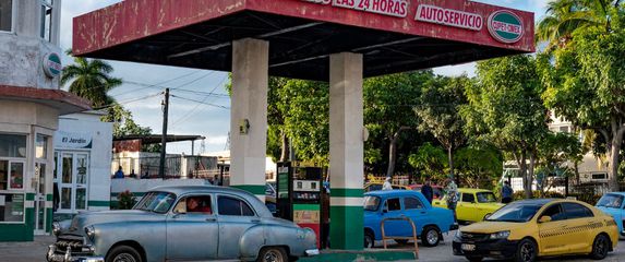 Kuba gasi javnu rasvjetu usred sve teže energetske krize