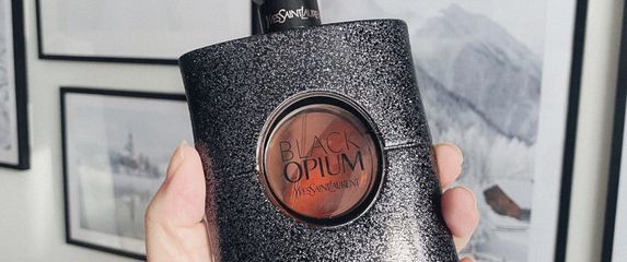 Parfem Black Opium