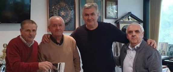 Aldo Stipanov s predstavnicima Partizana