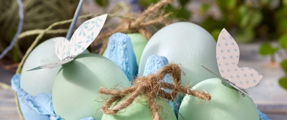 Kutija za jaja može postati odlična baza vašeg uskrsnog aranžmana