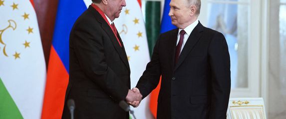 Vladimir Putin i Emomali Rahmon
