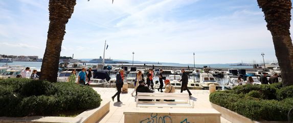 Sunčan dan u Splitu