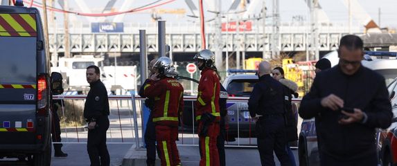 Zaustavljen je željeznički promet prema i iz pariškog kolodvora Gare du Nord - 1