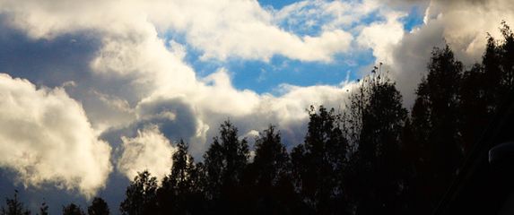 Nebo i oblaci, ilustracija