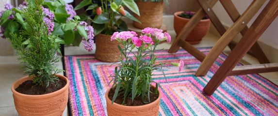 Tepih može podići izgled balkona