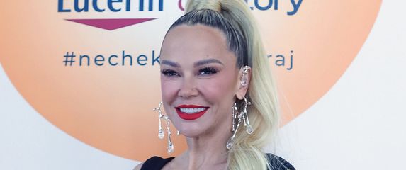 Maja Šuput na predstavljanju nacionalnog projekta o važnosti odgovornog ponašanja na suncu i borbe protiv melanoma - 5