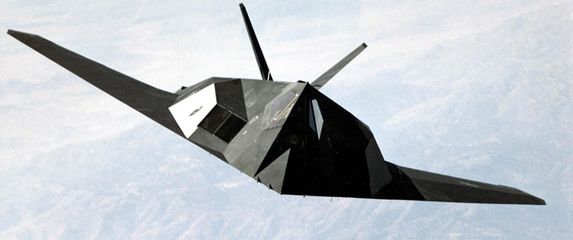 F-117 u letu prema Europi i potencijalnoj intervenciji u SR Jugoslaviji