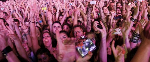 Red Hot Chili Peppers - 3