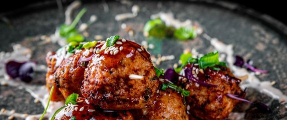 Pileće okruglice s đumbirom i mentom