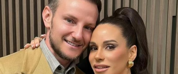 Ivan Rakitić i Raquel Mauri - 1