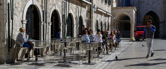 Sunčano u Dubrovniku