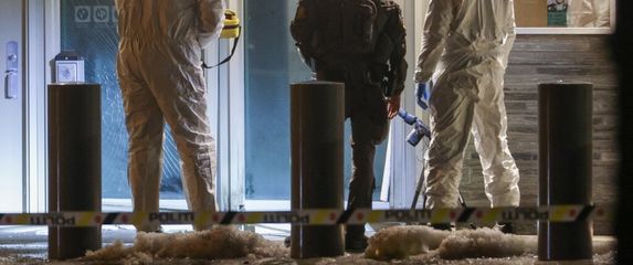 Istražitelji na mjestu eksplozije