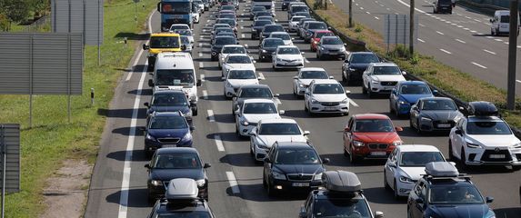 Gužva na autocesti, ilustracija