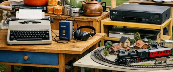 Rasprodaja starih vrijednih predmeta