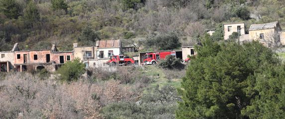 Požar iznad Makarske - 1