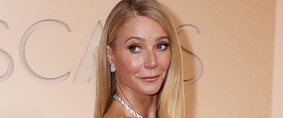 Gwyneth Paltrow - 1