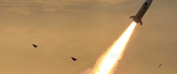 Projektil ispaljen iz sustava HIMARS