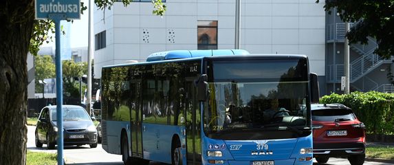 Autobus ZET-a, ilustracija