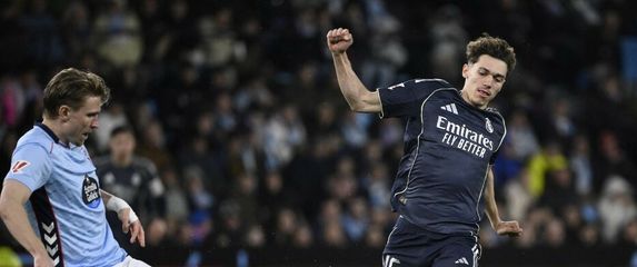 Thiago Pitarch (desno)