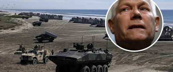 Vježba marinaca i Pete Sessions