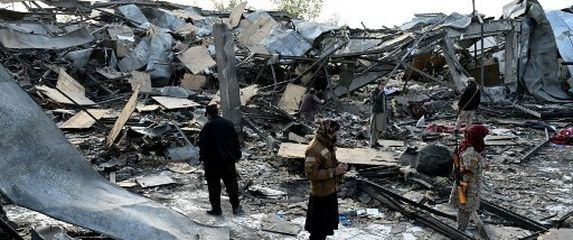 Zračni napad na Afganistan