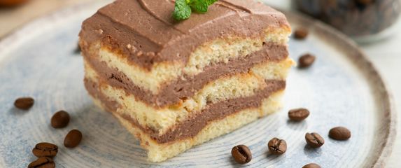 Finu kremu za kolače možete napraviti od svega pet sastojka