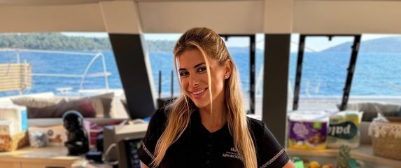 Život hostese na jahti - 1