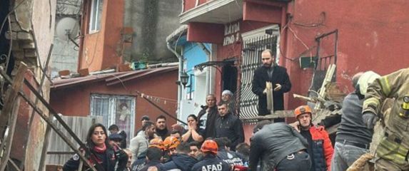 Urušile se zgrade u Istanbulu