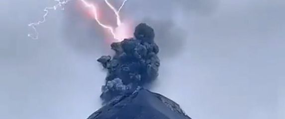 Vulkanska munja