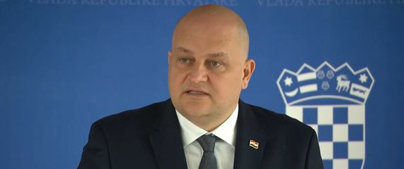 Ministar Ante Šušnjar