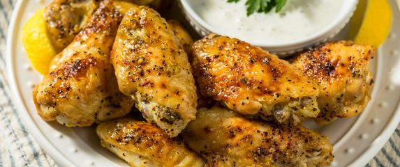 Pileća krilca s okusom limuna i papra
