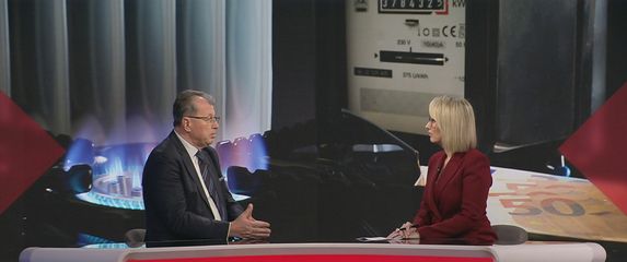 Ivan Miloloža i Sabina Tandara Knezović, reporterka Dnevnika Nove TV