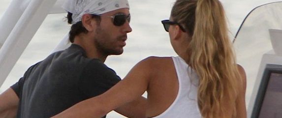 Enrique Iglesias i Ana Kurnjikova - 10