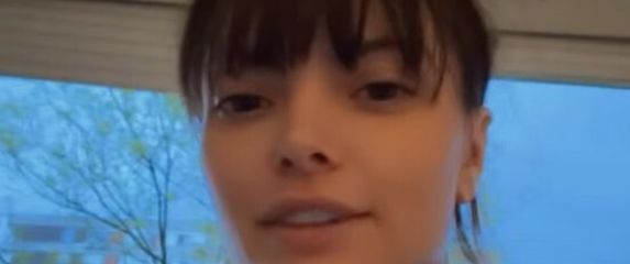 Ella Dvornik na Instagramu