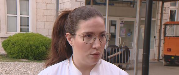 Andrea Šimić Perić, dječji kirurg