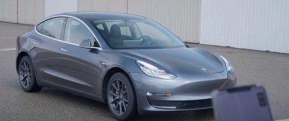Tesla driverless