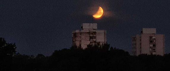 Pomrčina Mjeseca - 1